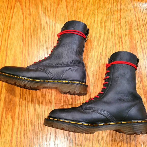 Made in England Doc Marten boots - Picture 6 of 12